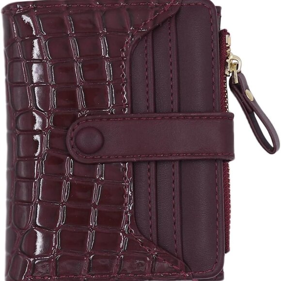 Luxury Crocodile Pattern Faux Leather Wallet for Women - Compact, Stylish with M - Picture 1 of 7